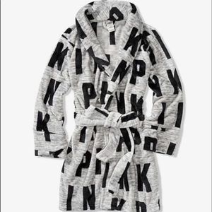 NWT Victoria Secret Pink Robe